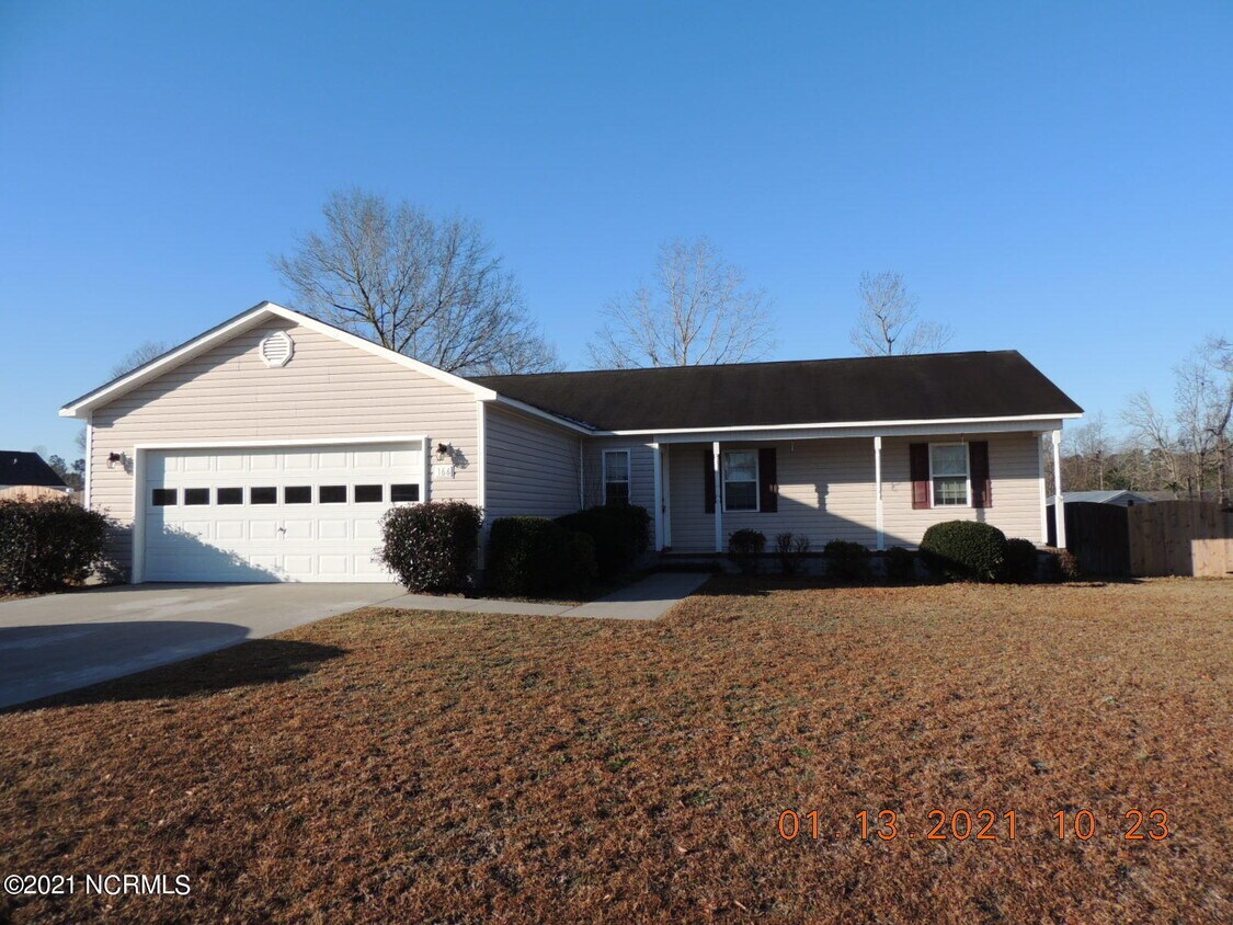 Primary Photo - 166 Wheaton Dr