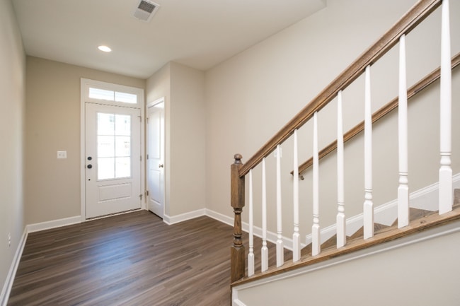 Building Photo - 3487 Monterey Dr