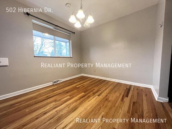 Building Photo - 502 Hibernia Dr.