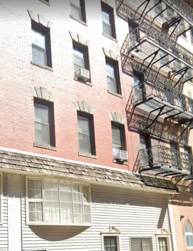 Foto del edificio - 12 Charter St