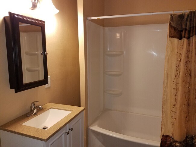 Foto del edificio - 3121 Urquhart St