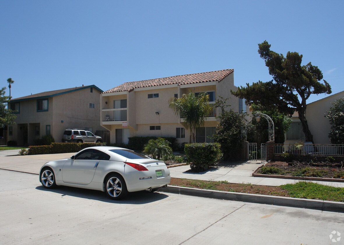 Building Photo - 1351 Reed Ave