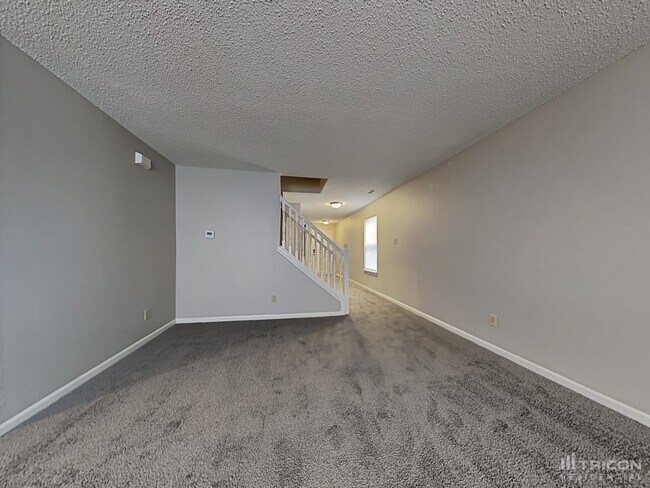 Building Photo - 10923 Sweetsen Rd