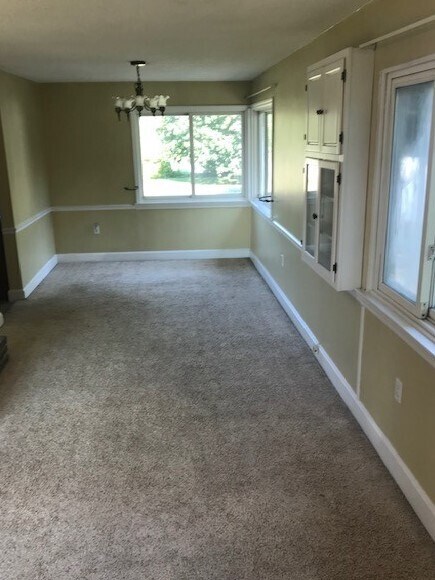 Dining Room - 1516 Dual Hwy