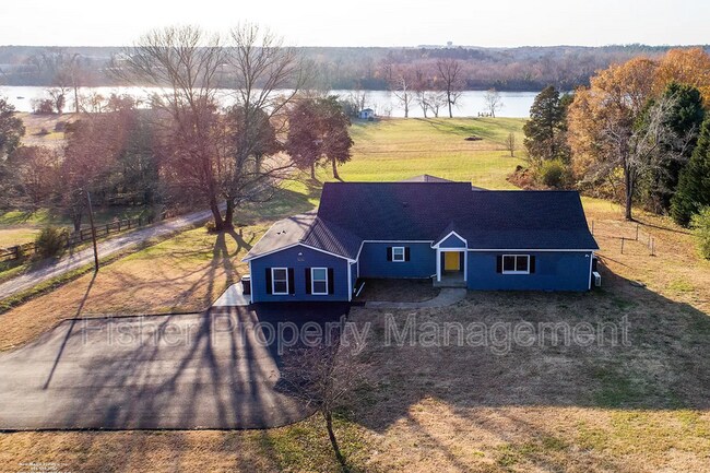 Foto del edificio - 1500 Rustling Cedar Ln