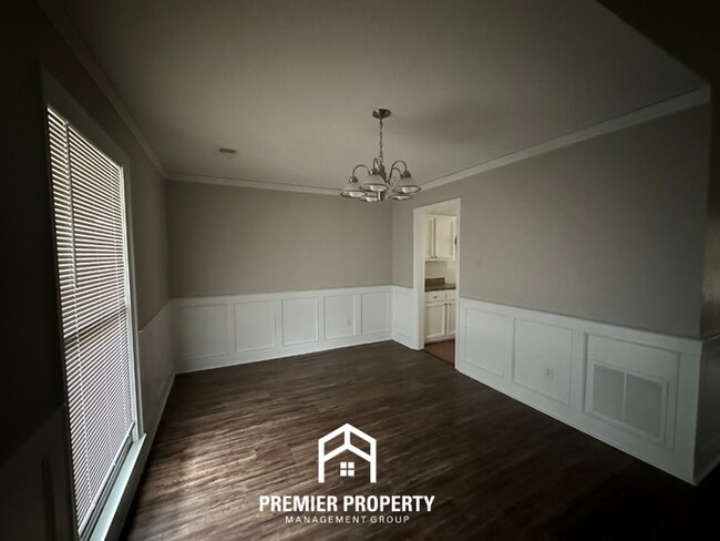 Foto del edificio - 968 Boones Hollow Dr