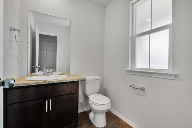 Foto del edificio - New Year Special!: Spacious 3 Bed 2.5 Bath Home In Redbird Ranch!