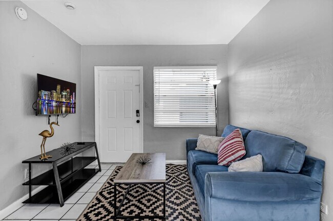 Foto del edificio - 105 SW 5th Ct