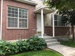 Building Photo - 1030 N 130 W