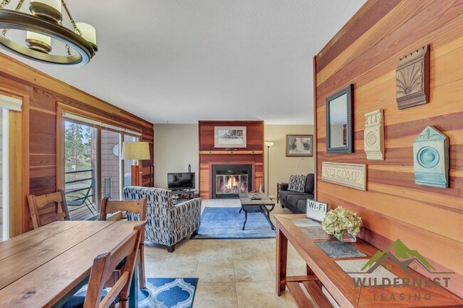Building Photo - Winter Rental- 2 Bed/2 Bath, renovated con...