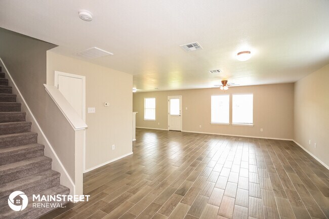 Building Photo - 6402 Candlewick Ct