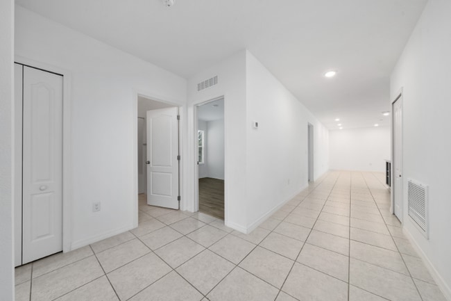 Foto del edificio - 557 Pawnee Ct