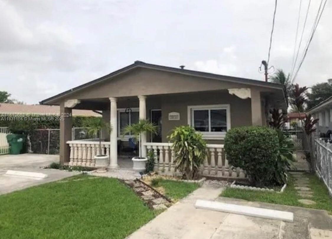 Primary Photo - 7035 SW 21st St
