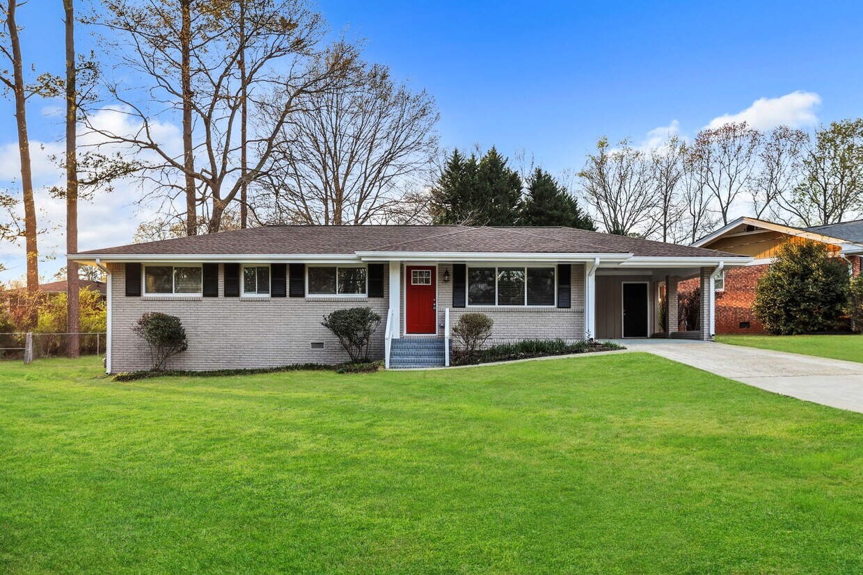 Foto principal - 3840 Redbud Ct Se