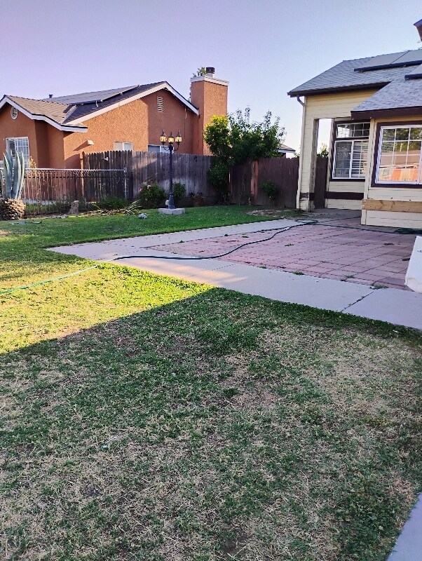 Foto principal - 2041 Thompson Ave