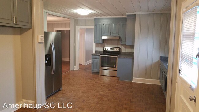 Building Photo - 3 br, 2 bath House - 3 Dempsey Street