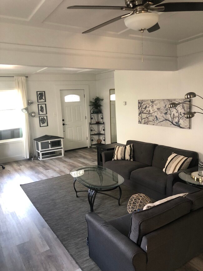 Foto del edificio - 729 N 11th St