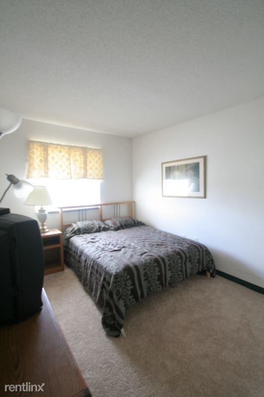 Building Photo - 1 br, 1 bath Condo - 211 1st St NE 307 Uni...