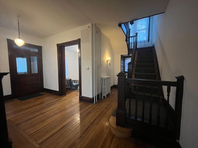 Building Photo - Brookland Grand 4917 sqft 8bd 3.5bth Home | Huge Front Porch | Large Back Yard