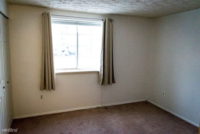 Building Photo - 2 br, 1 bath Condo - 3502 Davenport Ct Apt C