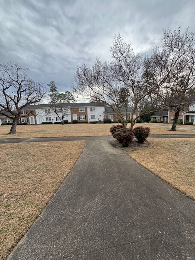 Foto del edificio - 610 Park Ave