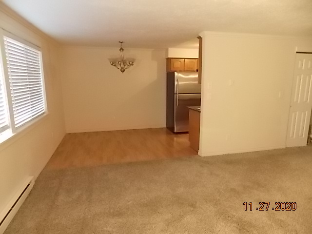 Dining Area - 837 S Cowley St