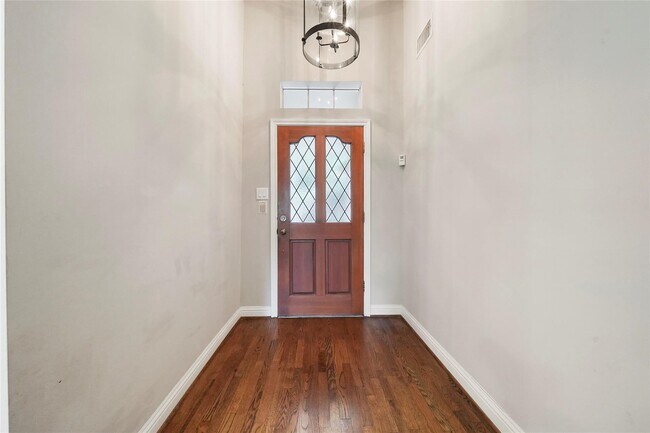 Foto del edificio - 11530 Wickhollow Ln