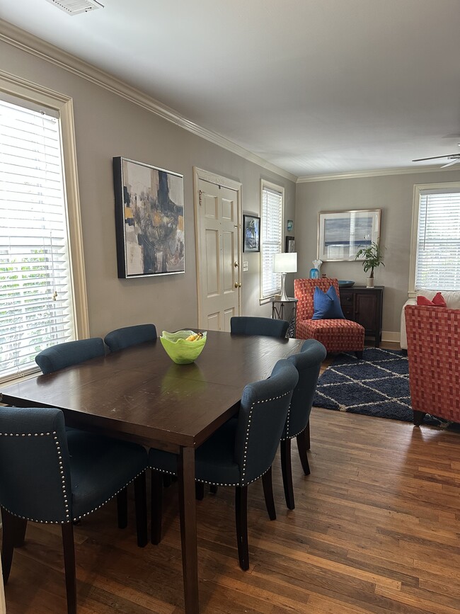 Building Photo - 40 Nicholson St