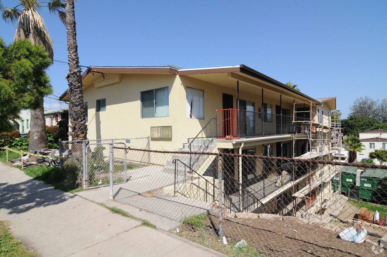 Foto principal - 1111 D Ave