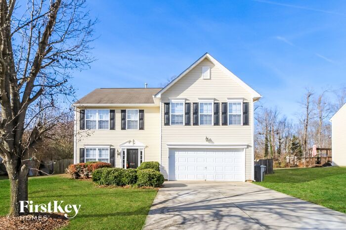 Primary Photo - 7011 Hill-N-Dale Dr