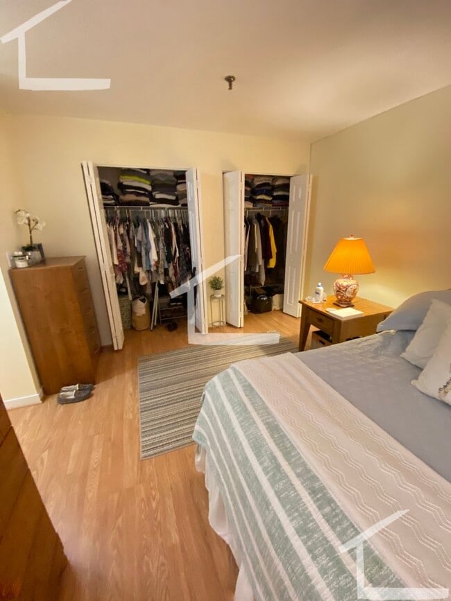 Building Photo - HOT ALLSTON LISTING!!!!