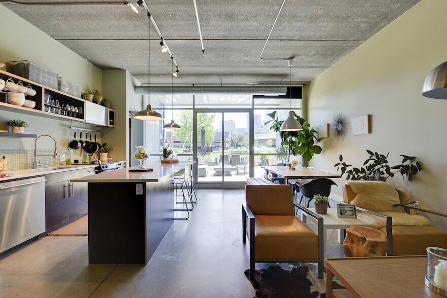 Foto principal - 345 N 6th Ave