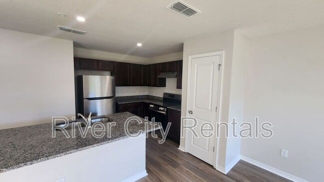 Building Photo - 6541 Sweetbay Ln