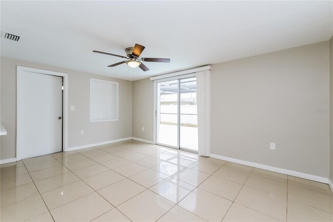 Building Photo - 3506 Blackhawk Dr