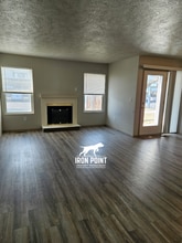 Building Photo - 584 S Dalton Ln