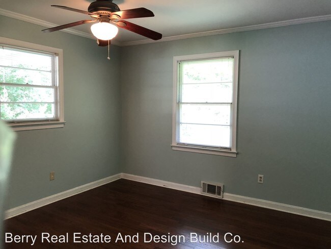 Building Photo - 2483 Hunting Valley Dr