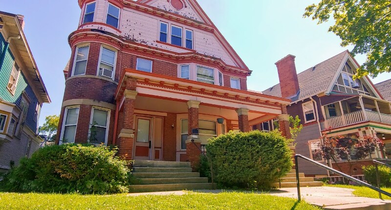 Primary Photo - 3113 W McKinley Blvd