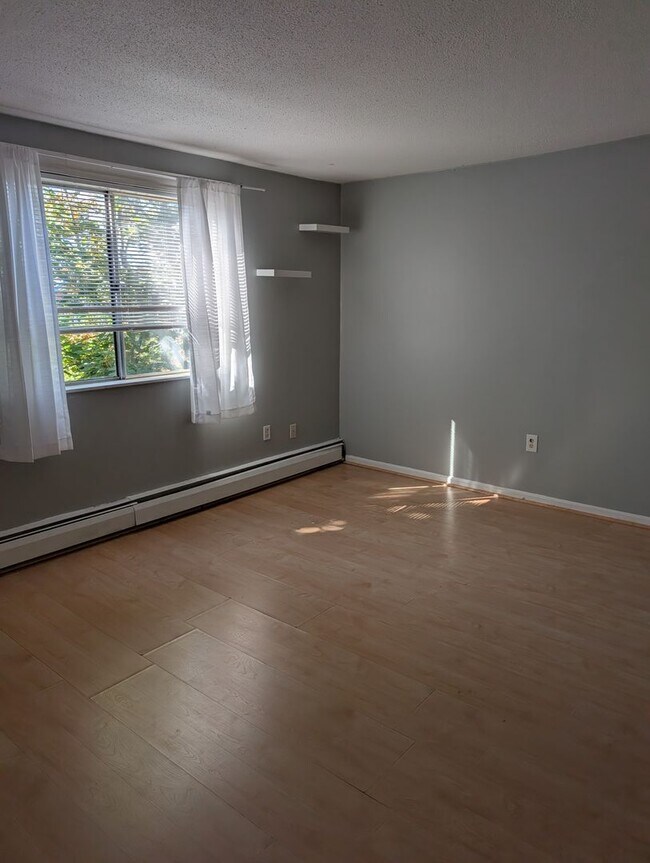 Foto del edificio - Somerville 2 bedroom with parking for 9/1