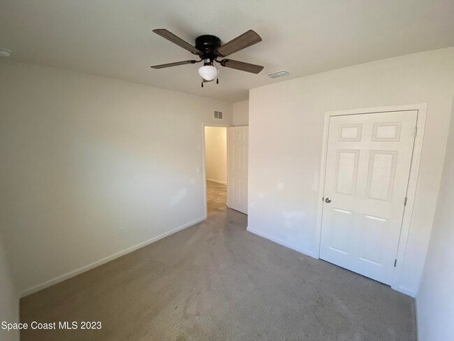 Building Photo - 510 Old Country SE Rd