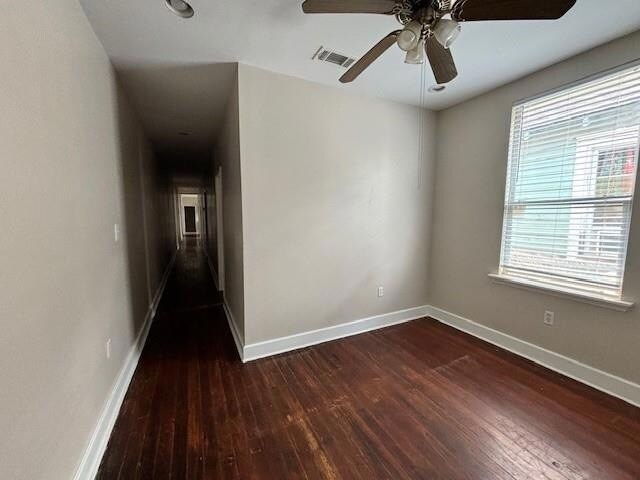 Foto del edificio - 8409 Apple St