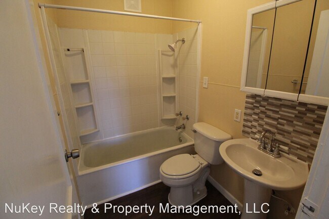 Foto del edificio - 3 br, 1 bath House - 2627 N. Martin St.
