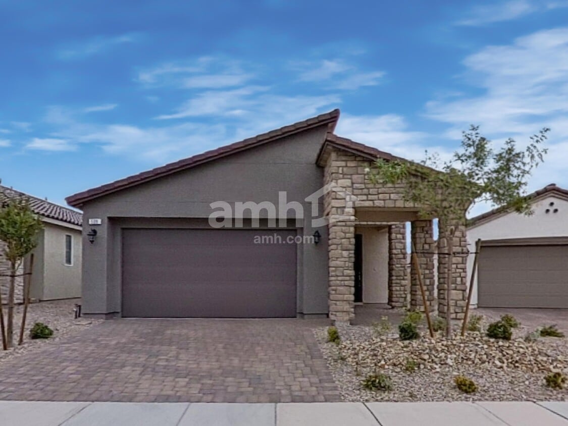 Primary Photo - 509 Sacred Lotus Pl