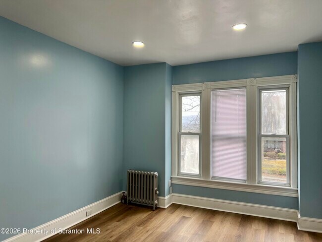 Building Photo - 1528 Wyoming Ave