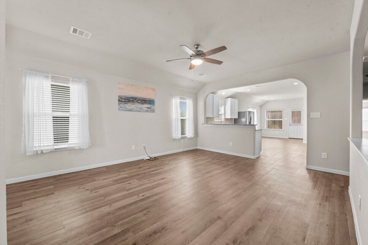 Foto del edificio - 14091 Chinook Dr