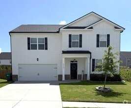 Building Photo - 1319 Birch Cir
