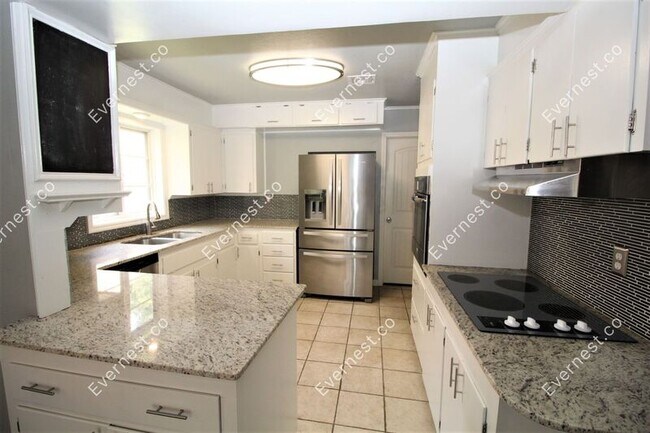 Foto del edificio - 4084 E 26th St