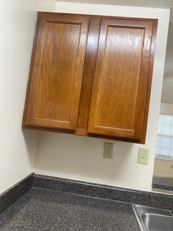 Building Photo - 120 Louise St