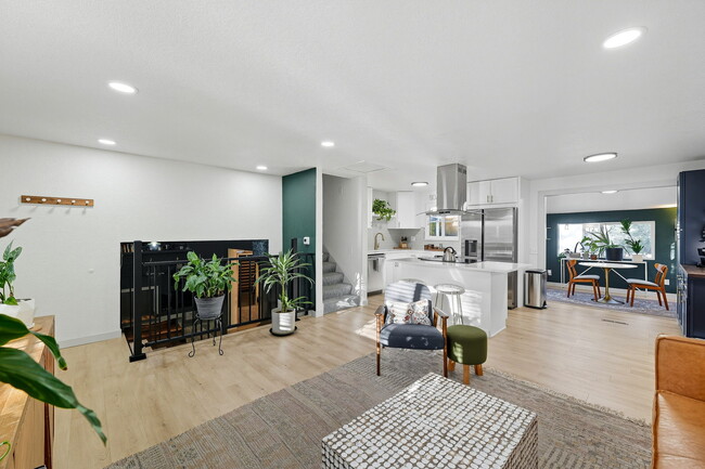 Foto del edificio - 312 S Hudson St