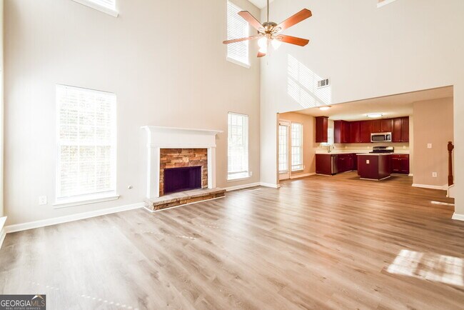 Building Photo - 6640 Delaware Bend