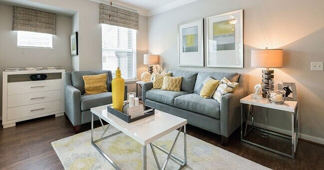 Building Photo - One Month Free on Houston 1-Beds!